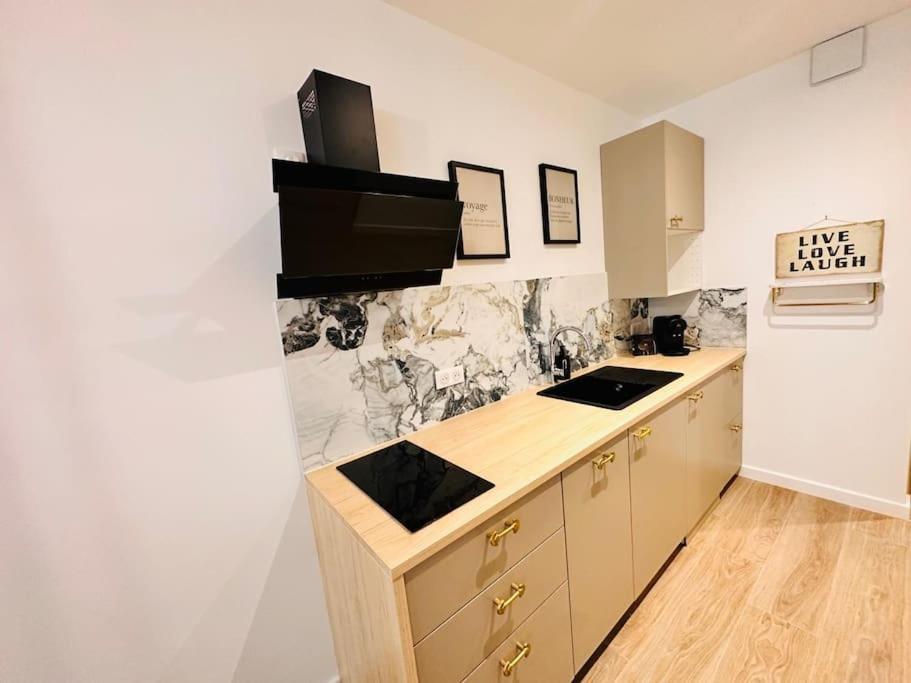 Les Appartements De Nana 2 - T2 Hypercentre, Rue Meynadier, Palais & Plage, Clim, Wifi Cannes Bagian luar foto